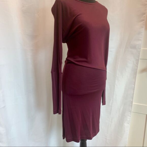 𝅺BCBGMAXAZRIA maroon asymmetrical long sleeve mini dress Sz S - Picture 3 of 8
